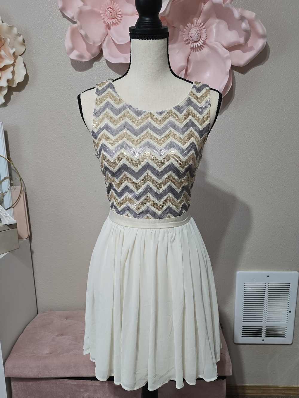 Forever 21 Gold, Silver & Cream Chevron Sequin Mini Dress